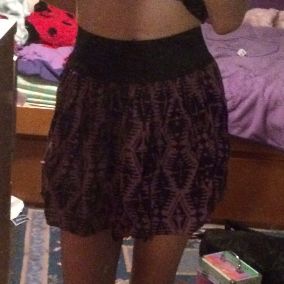 purple tribal graphic skirt - Picture 3 of 4