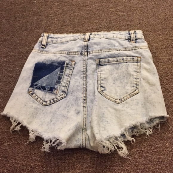 NEW HIGH WAISTED ACID WASH SHORTS - Picture 2 of 4