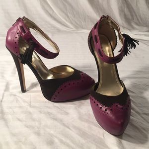 Shoe dazzle black and plum colored stilettos