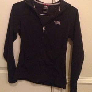 You want this North Face! Flattering to figure! S