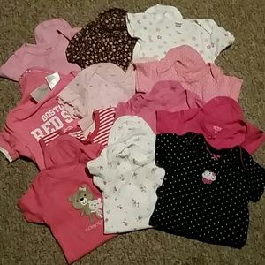 ☆ON HOLD @MELKYSWEET☆13 pc Bundle of onsies