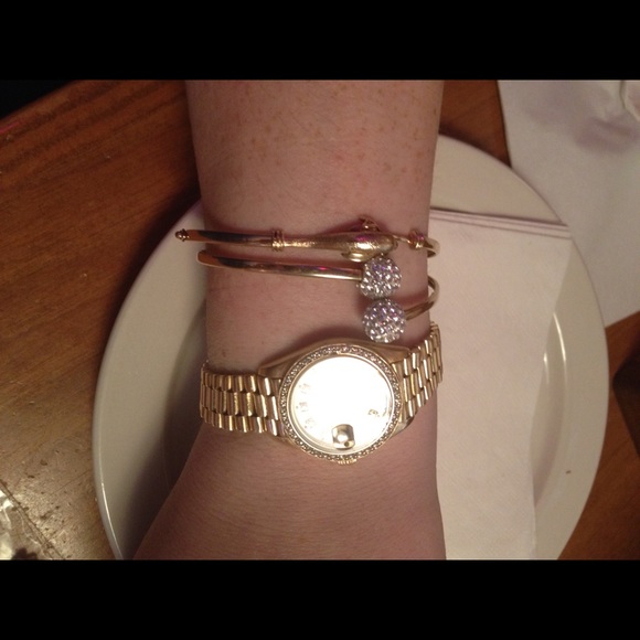 Solid gold swarovski crystal bangle bracelet - Picture 3 of 4