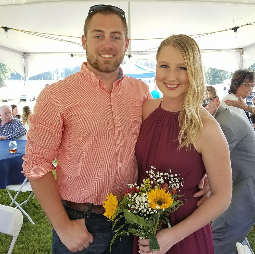 Meet your Posher, Mikayla!