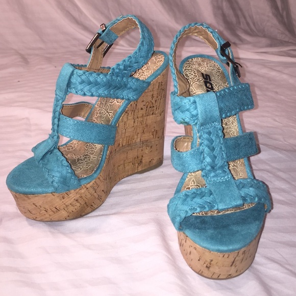 Turquoise and corkscrew soda wedges