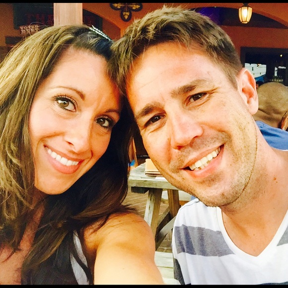 Meet your posher! - Picture 3 of 4