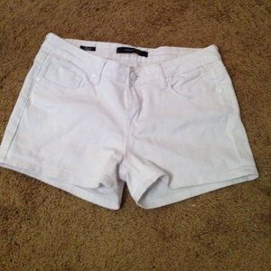 Vigoss White Shorts