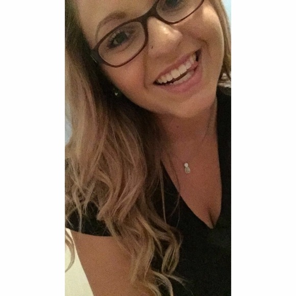 Meet your Posher, Morgan - Picture 3 of 3