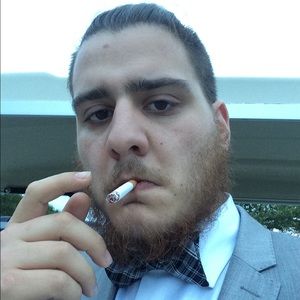 Meet your Posher, Aaron