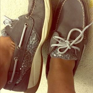 Grey Sperrys