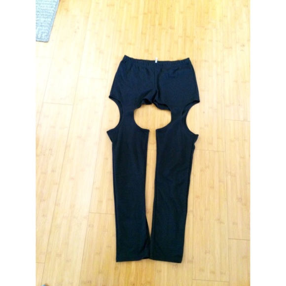 Black statement cutout leggings