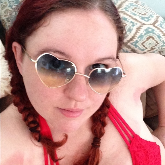 Meet your Posher, Austin - Picture 6 of 8