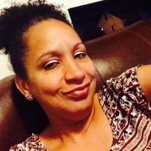 Meet your Posher, Damaris