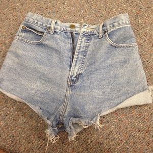 High rise vintage guess cheeky shorts