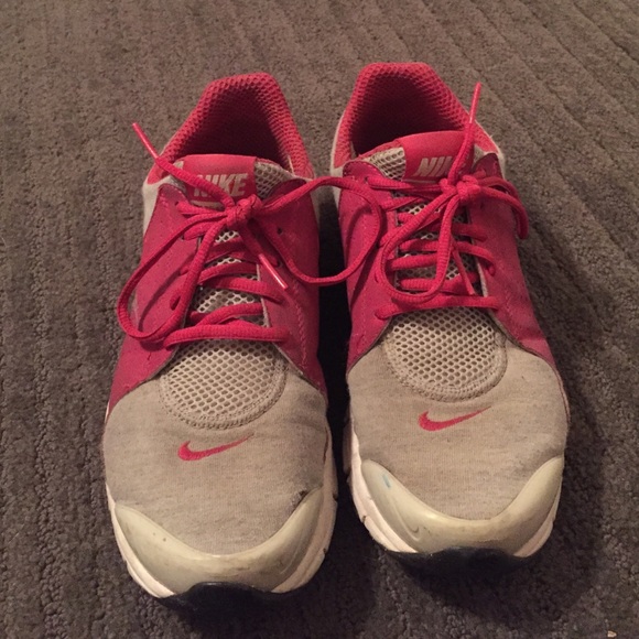 Running/ walking shoes