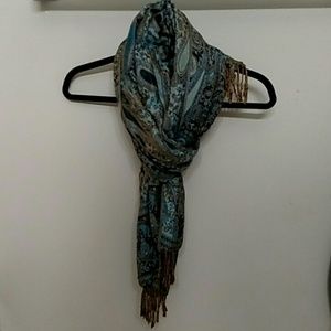 Like-New Cashmere/Silk Pashmina
