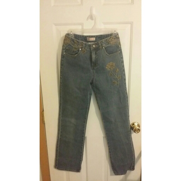 Kid jeans with rose design - Picture 1 of 1