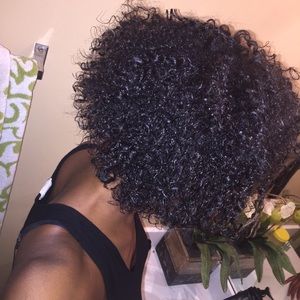 Meet your Posher, Chanel