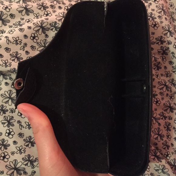 Ray Ban Aviators - Picture 4 of 4