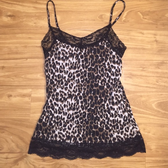 Cheetah print tank with lace