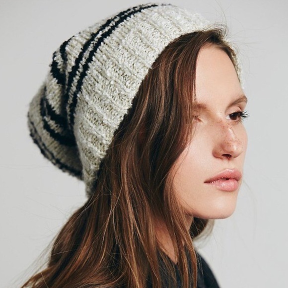 Free People Accessories - 1 Hr Sale❗️ Free People Boucle Stripe Beanie Hat