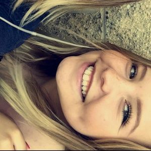 Meet your Posher, Tessa