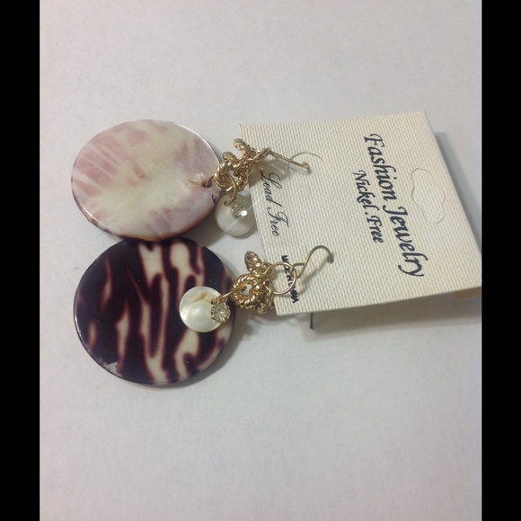 Dangling earrings