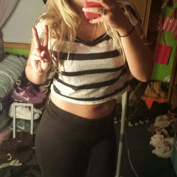 Stripes crop shirt