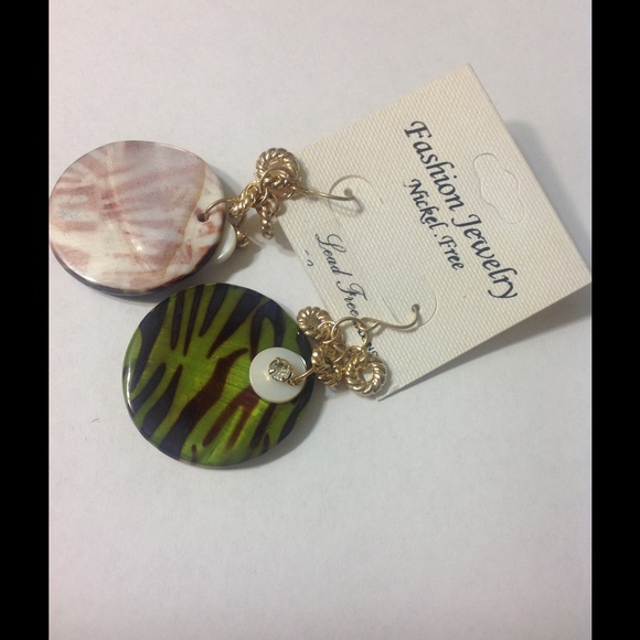 Dangling earrings