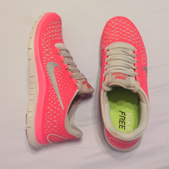 SOLD Nike Free Run 3.0 hot punch shoe sz 8.5 - Picture 2 of 4