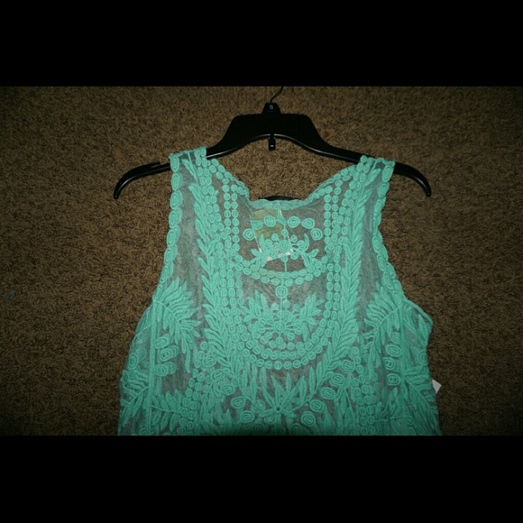 🔴SOLD🔴NWT Mint Green Tank - Picture 3 of 3