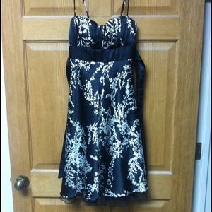Women's dress