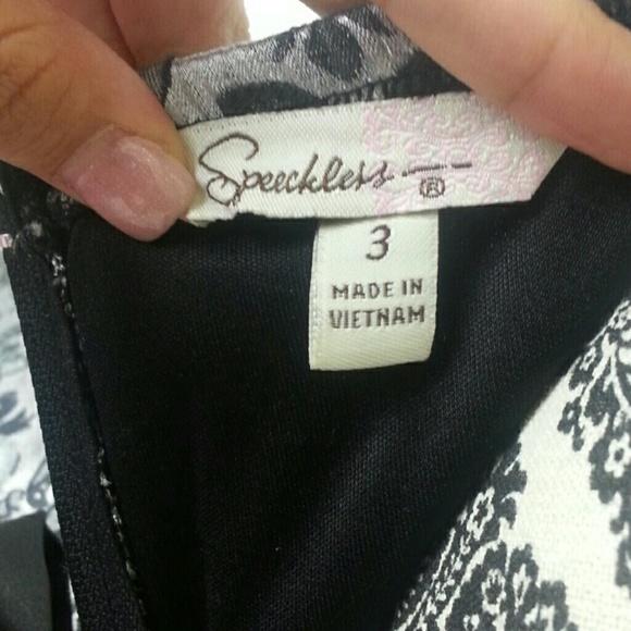 SOLD in a bundle 🏠MOVING SALE! Formal Dress - Picture 3 of 4