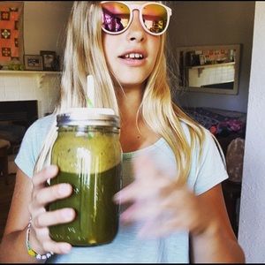 Meet your Posher, Gwen