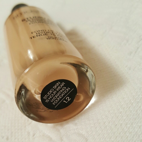 SOLD! Smashbox Studio Skin foundation 1.2 - Picture 3 of 4