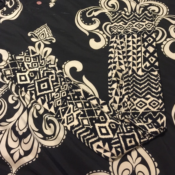 Tribal printed leggings