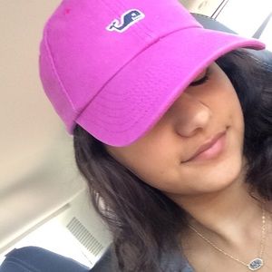 Meet your Posher, Leena