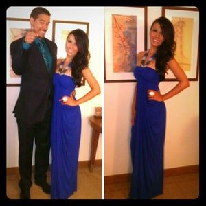 Gorgeous Bebe long dress!! Only worn once!!