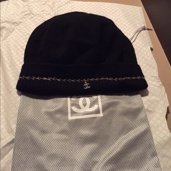 Authentic Chanel Cashmere Warm Beanie - Picture 3 of 4