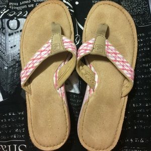 Sperry flip flops