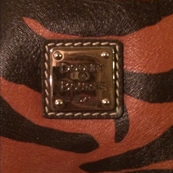 Dooney & Bourkr zebra pattern handbag - Picture 2 of 4