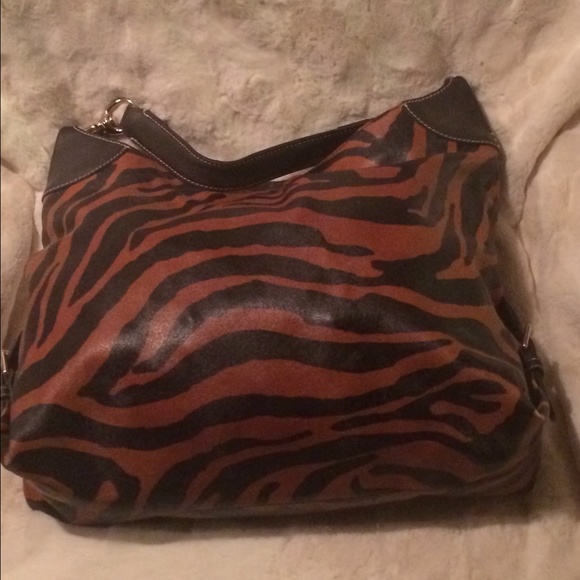 Dooney & Bourkr zebra pattern handbag - Picture 3 of 4