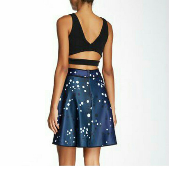 CYNTHIA ROWLEY navy skirt - size 8 - Picture 2 of 3