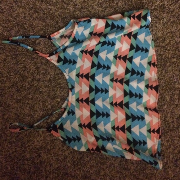 Crop top - Picture 2 of 2