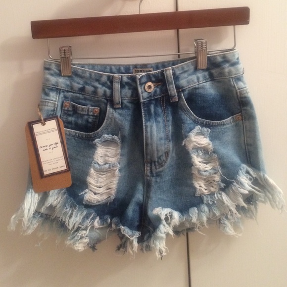 High waisted denim shorts