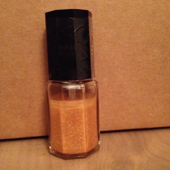 Nail polish 💅🏾