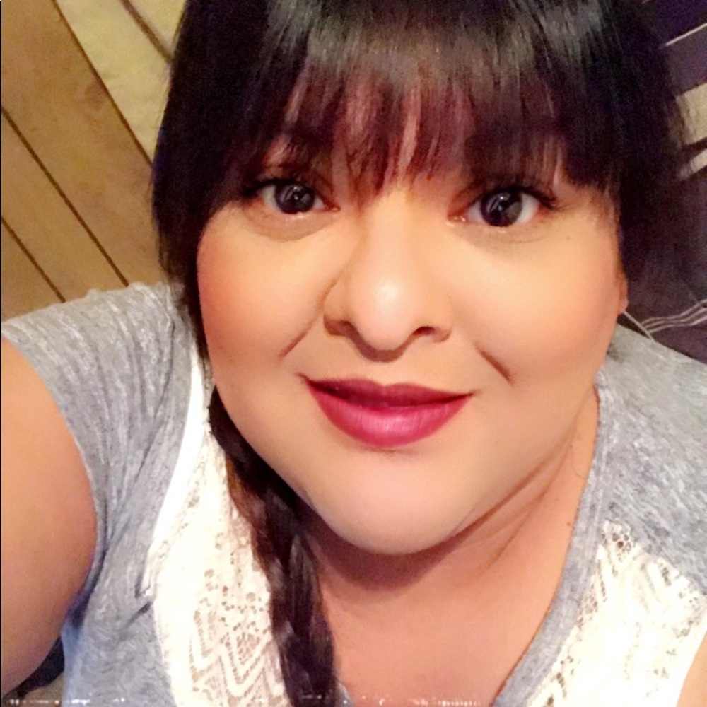 Meet your Posher, Jeanette