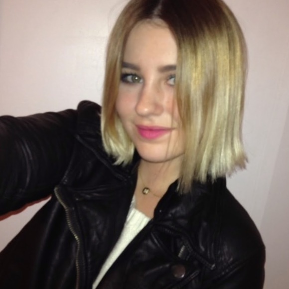 Meet your Posher, Maddie