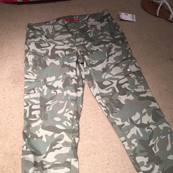 Camo Jeans with pockets