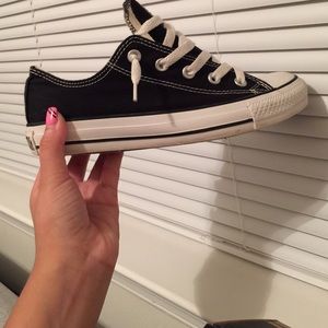Black and white converse