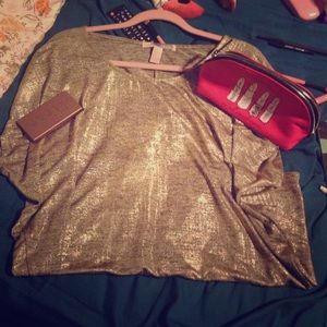 Shimmery gold top